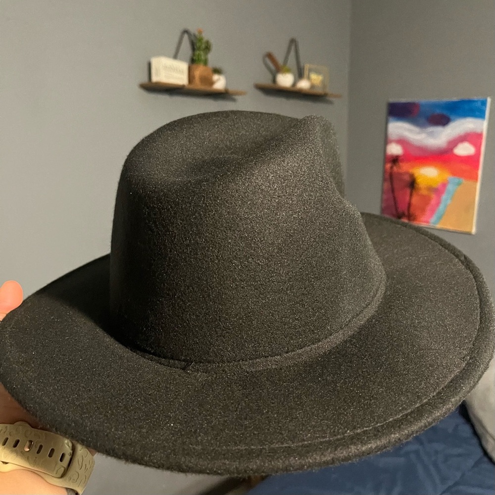 Suede black hat